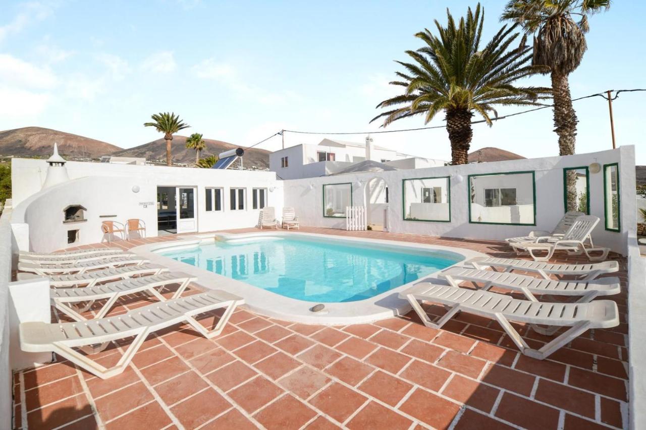 Casa Blanca Villa Tias Bagian luar foto