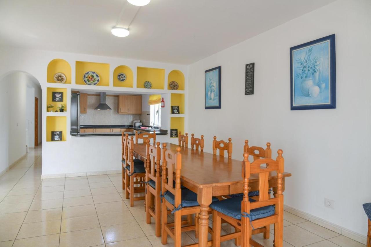 Casa Blanca Villa Tias Bagian luar foto
